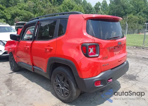 2018 Jeep Renegade Trailhawk 4X4 z USA, uszkodzony, nr VIN ZACCJBCB7JPG79036